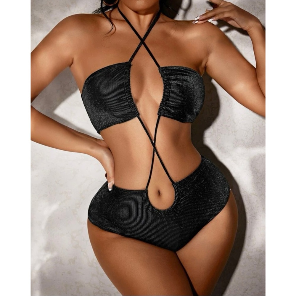 One piece swimsuit